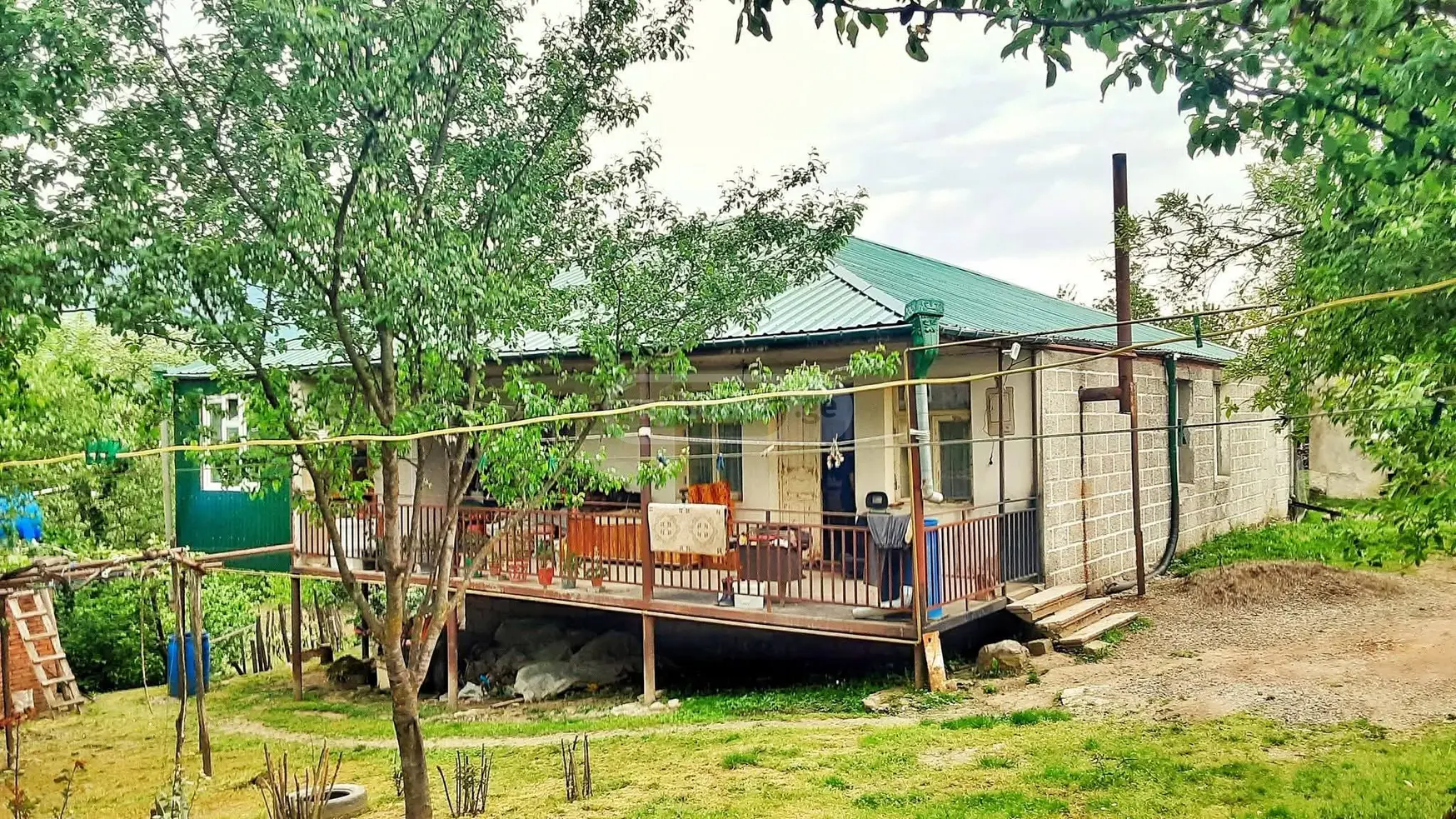 7 Room Private House For Sale view 6