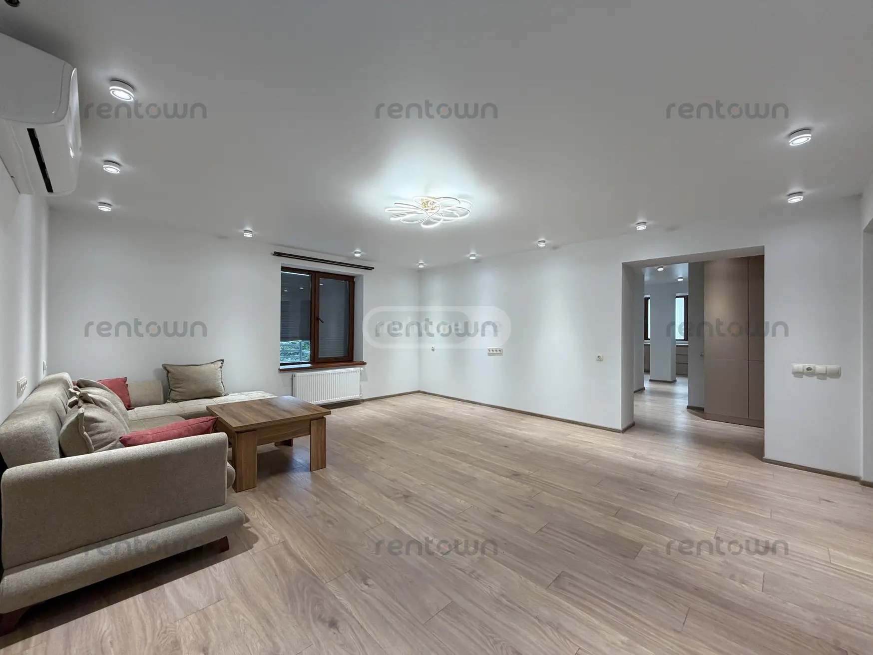 Universal Commercial Area For Rent In Isani view 4