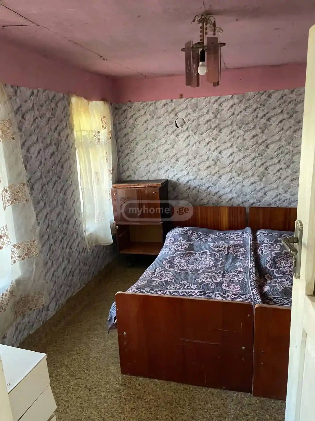 7 Room Private House For Sale view 6