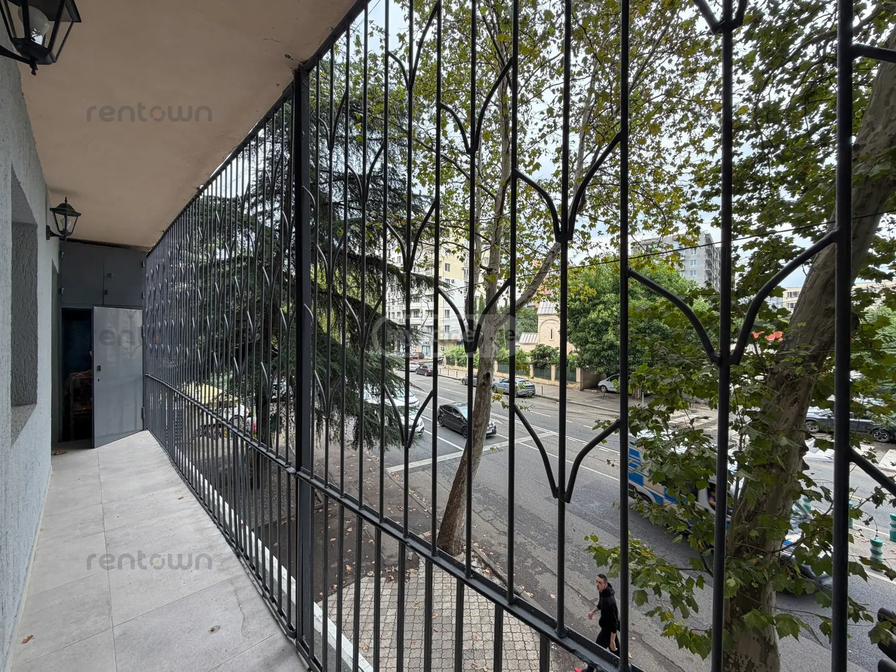 Universal Commercial Area For Rent In Isani view 13