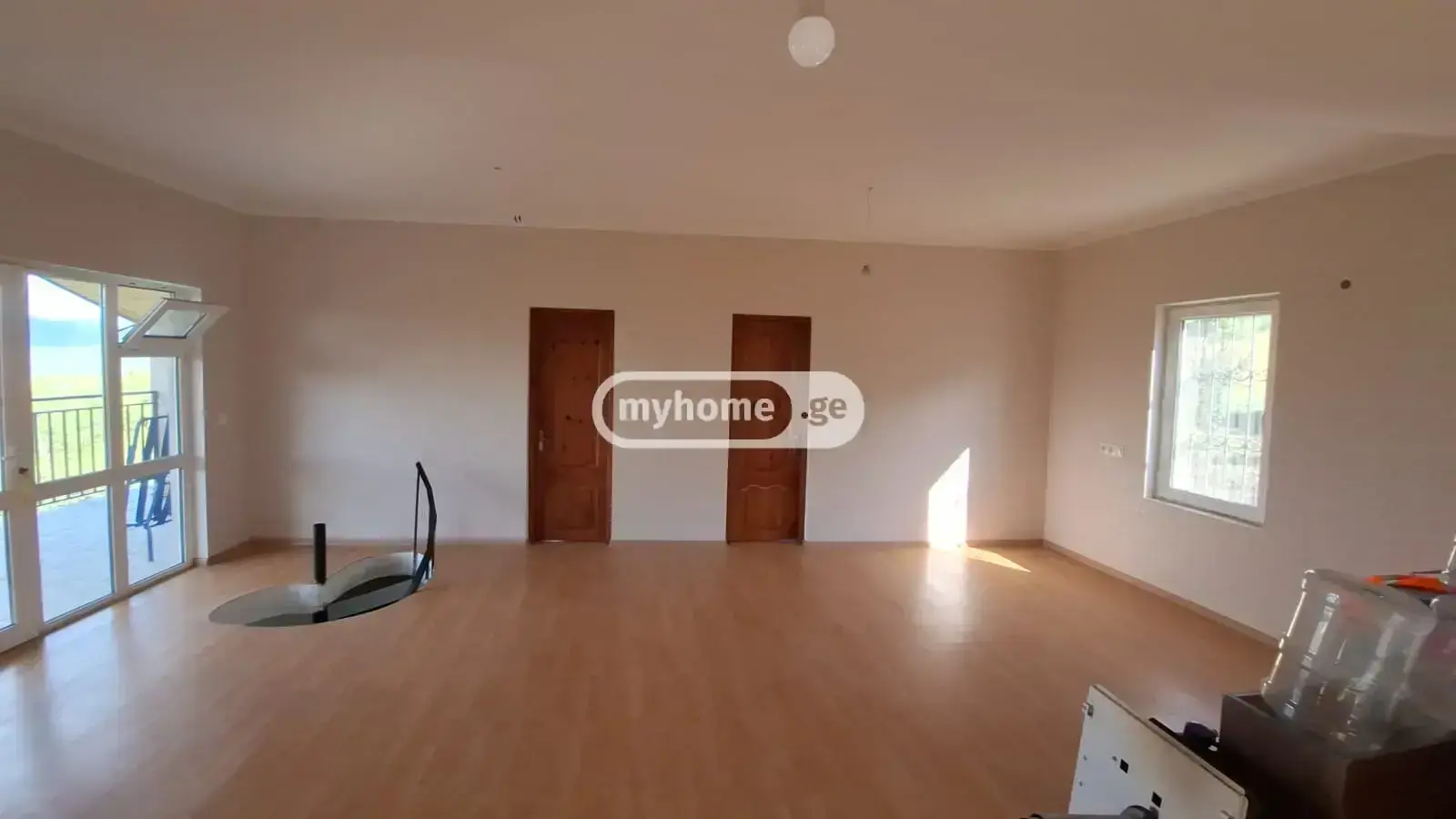 7 Room Country House For Sale view 6