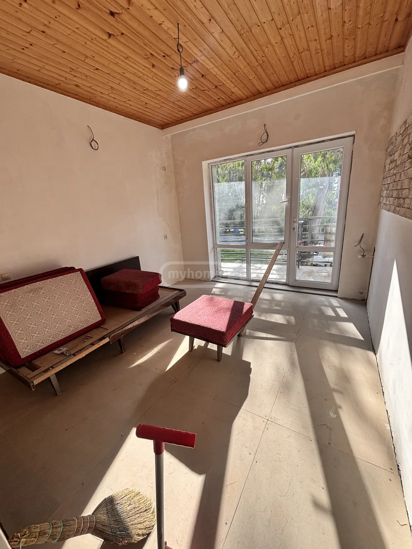 4 Room Private House For Sale view 12