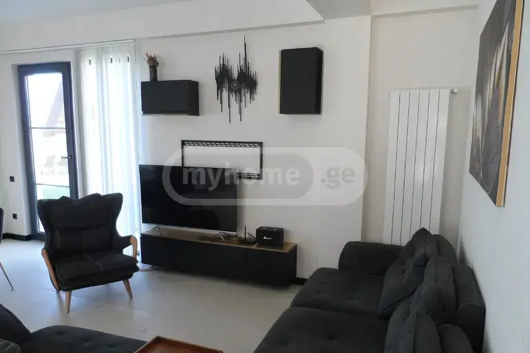 5 Room Private House For Sale view 4