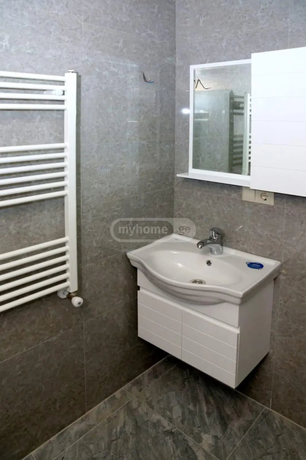 2 Room Apartment For Rent In Gori view 7