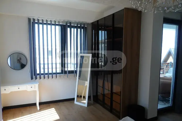 5 Room Private House For Sale view 12