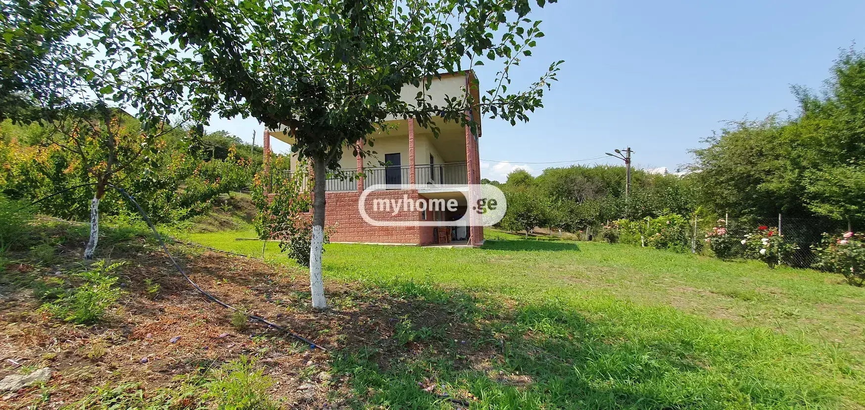 7 Room Country House For Sale view 3