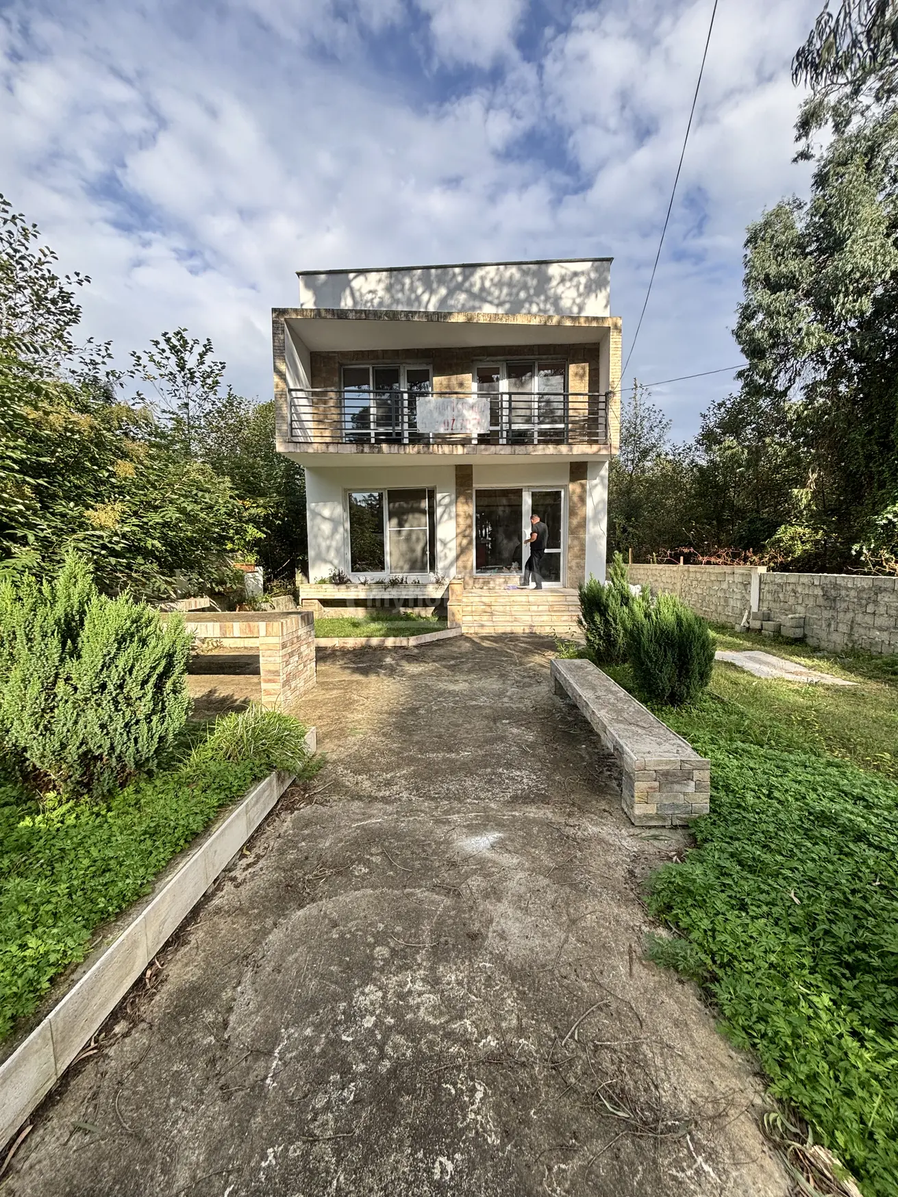 4 Room Private House For Sale view 1