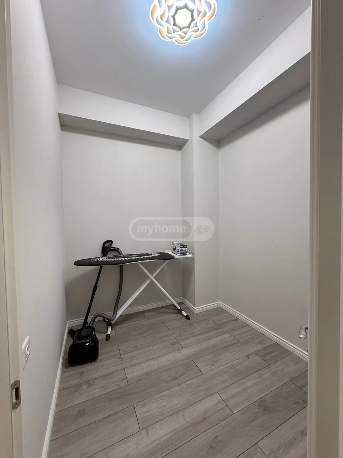 4 Room Apartment For Rent In Saburtalo view 14