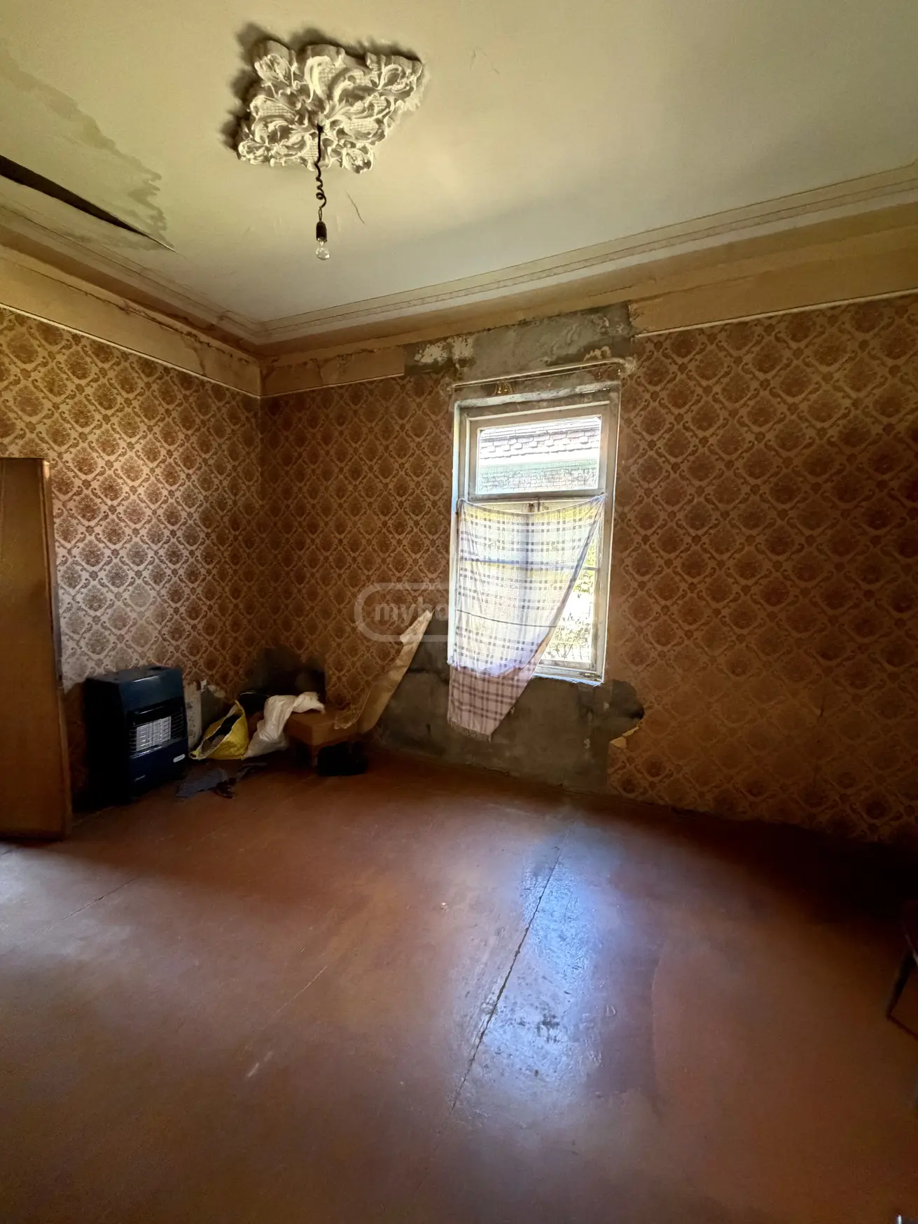 4 Room Private House For Sale view 6