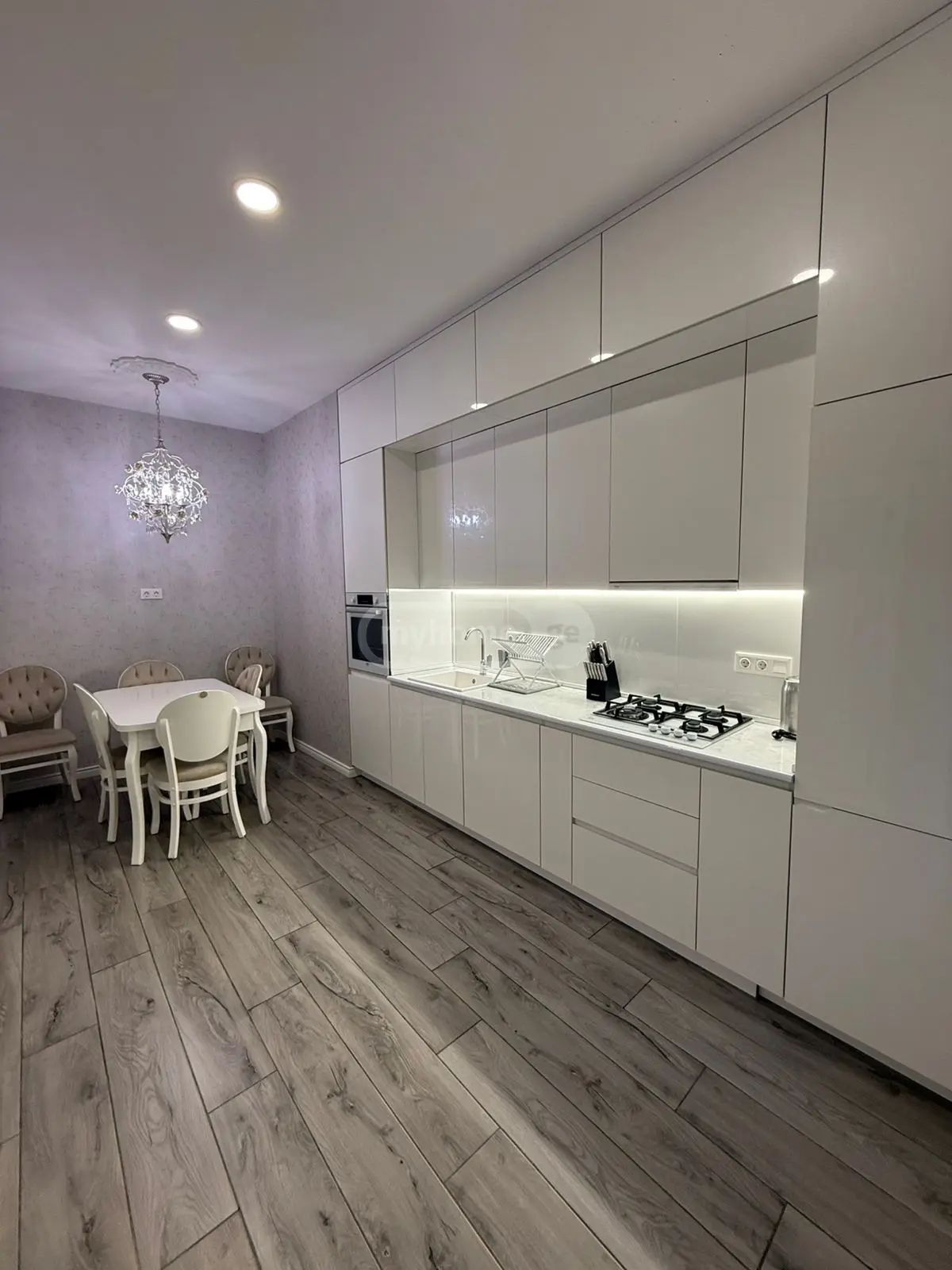 4 Room Apartment For Rent In Saburtalo view 1