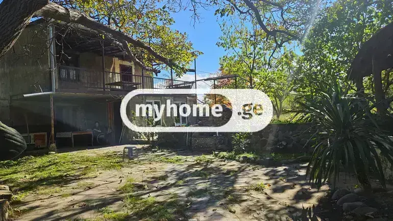 8 Room Private House For Sale view 13