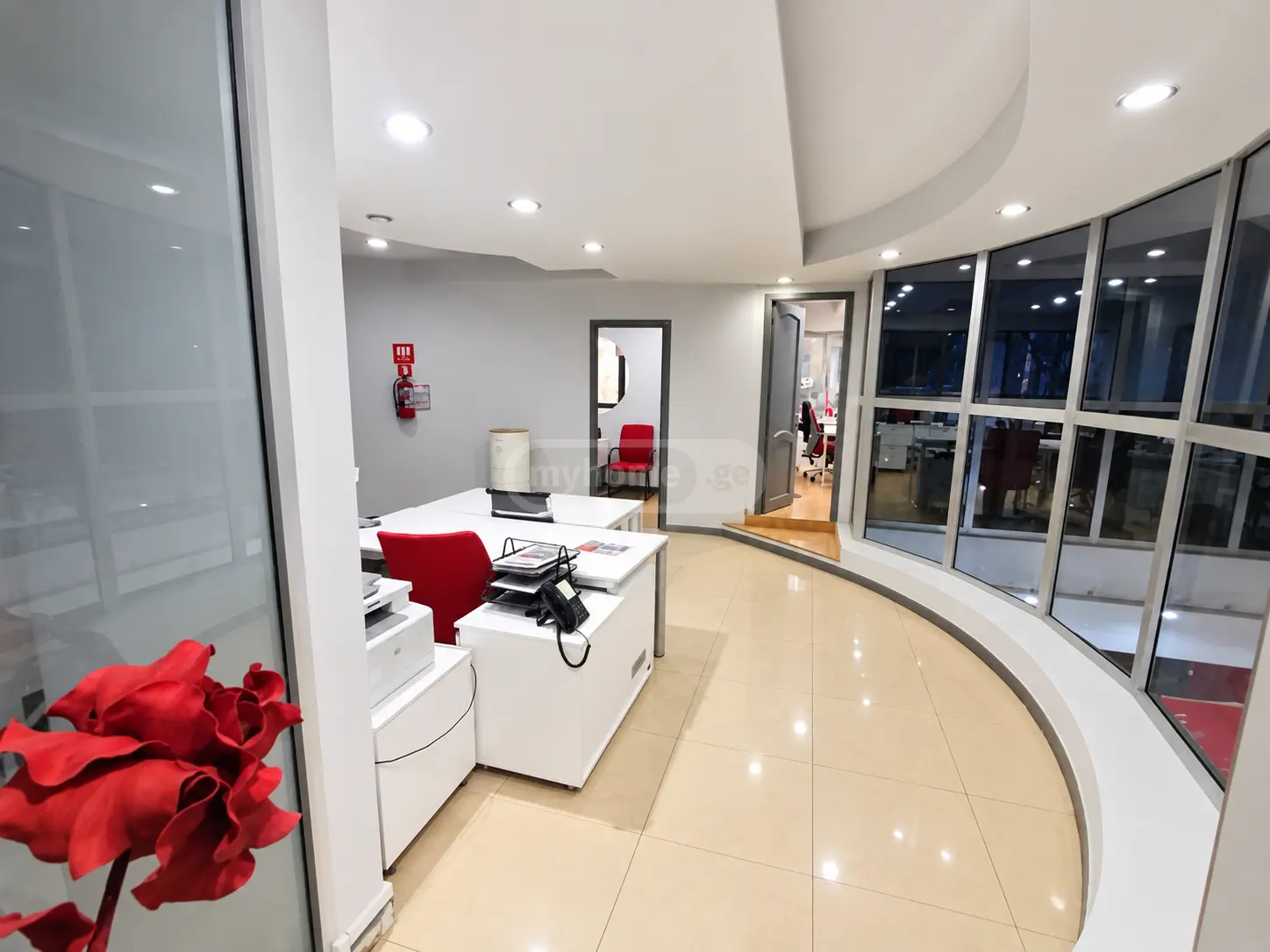 Universal Commercial Area For Sale In Mtatsminda view 9
