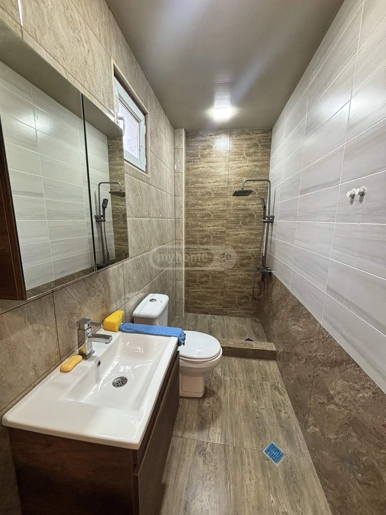 4 Room Private House For Sale view 8