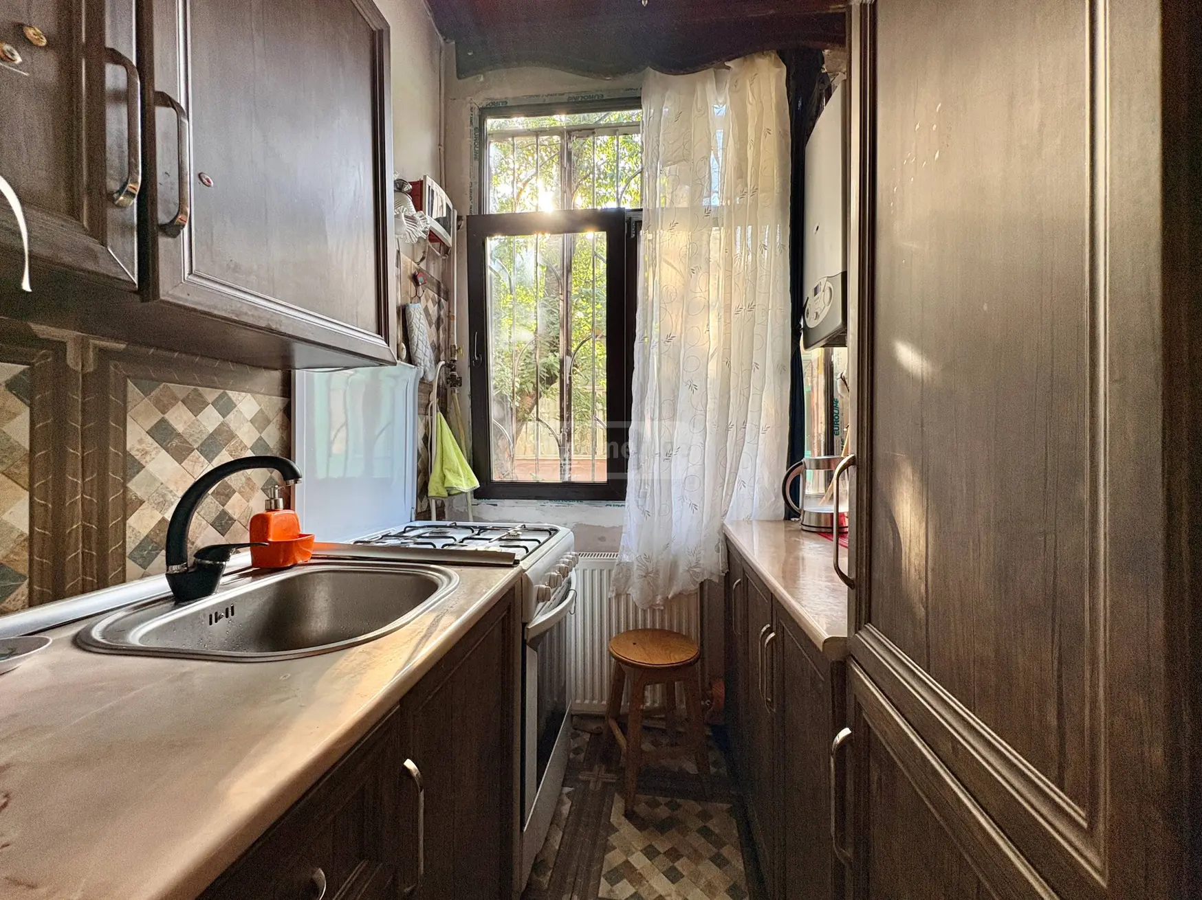 4 Room Apartment For Rent In Mtatsminda view 10
