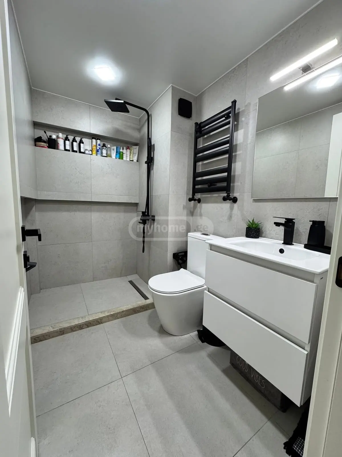 3 Room Apartment For Sale view 6