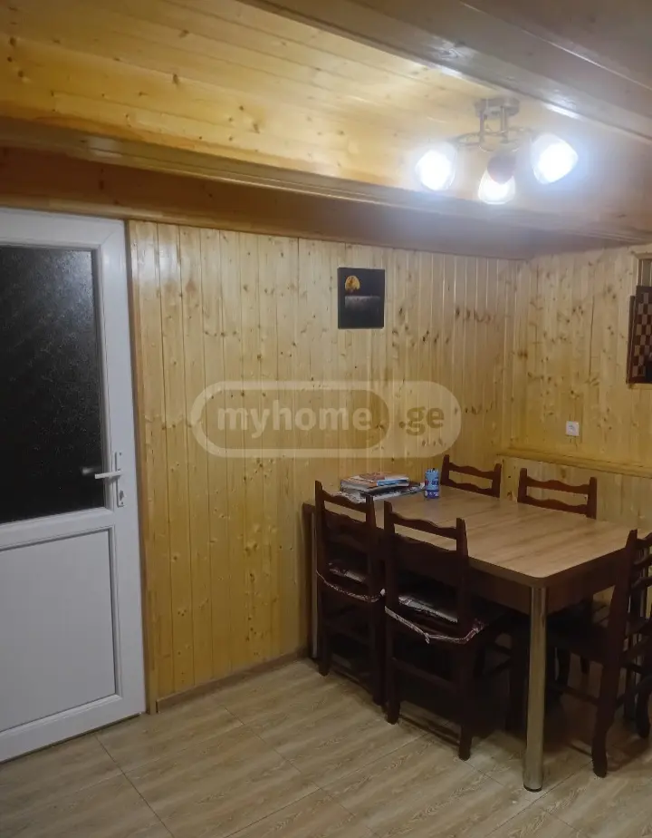7 Room Private House For Sale view 11