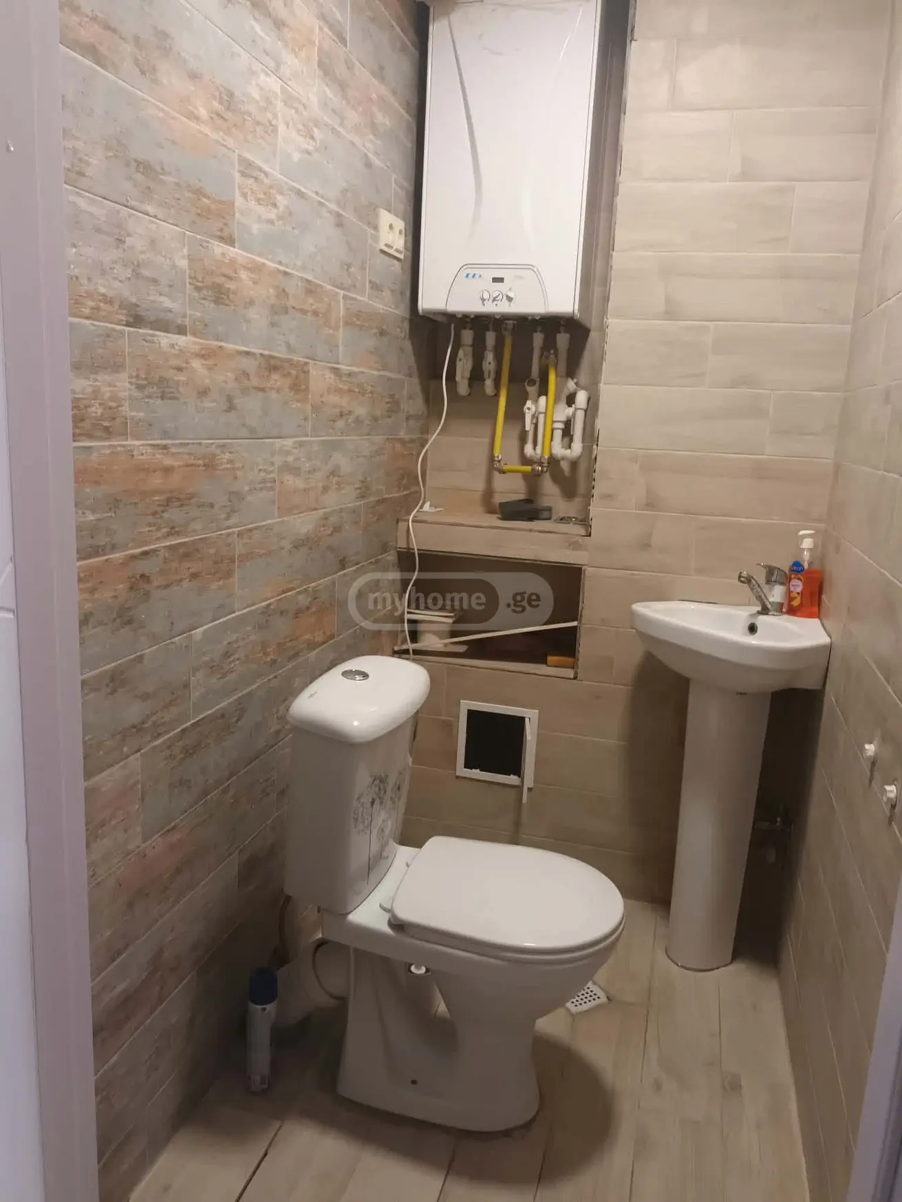 Universal Commercial Area For Rent In Telavi view 7