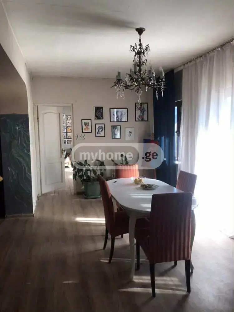 10+ Room Private House For Sale In Sololaki view 14