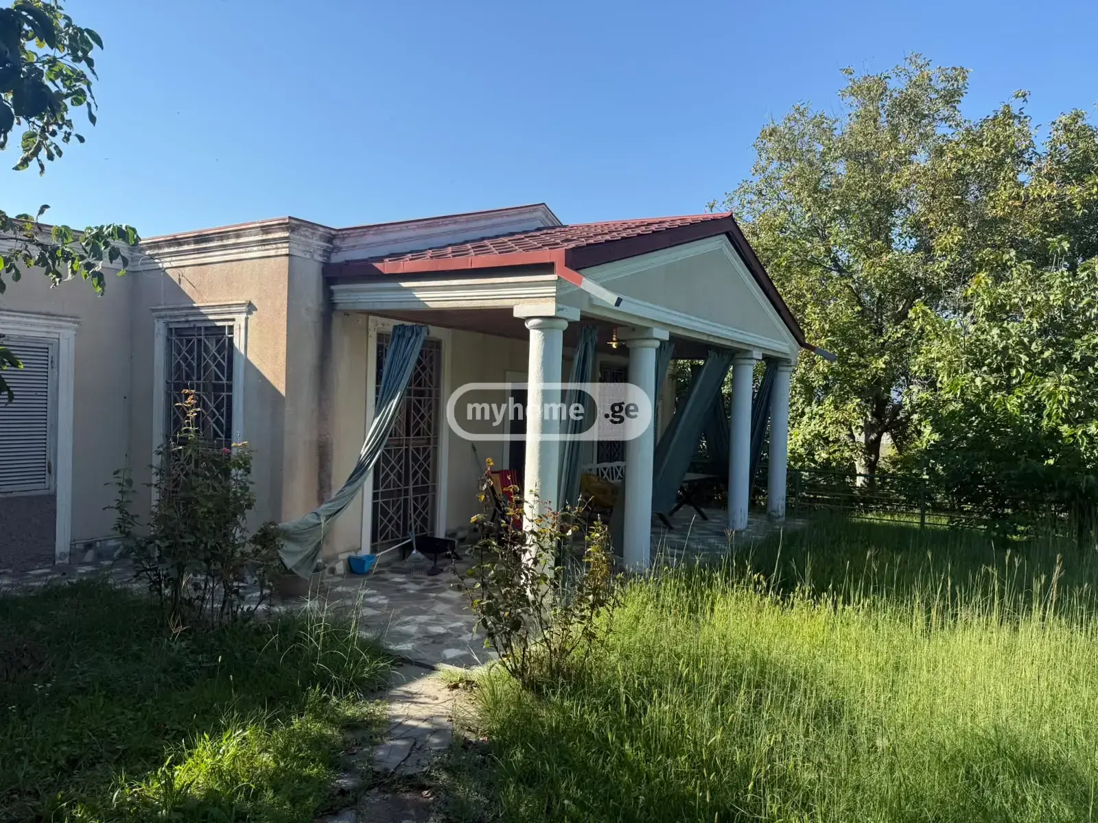 10+ Room Country House For Sale In Saguramo, In Mtskheta Municipality view 1