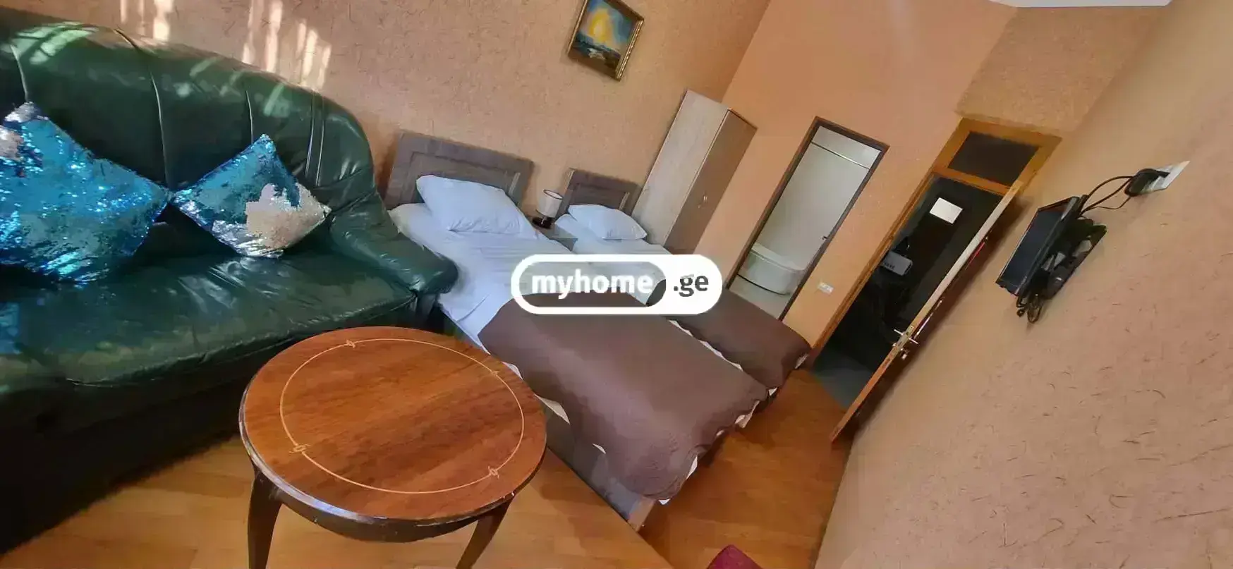 10+ Room Hotel For Rent In Isani view 1