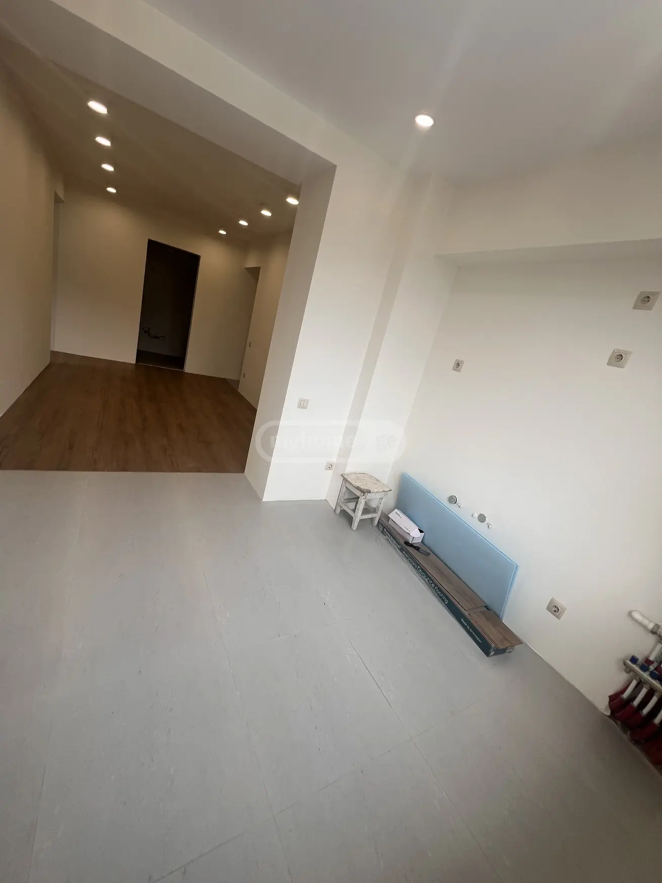 4 Room Apartment For Sale view 9