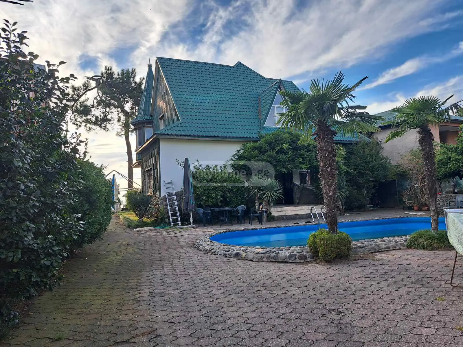 8 Room Country House For Sale view 4