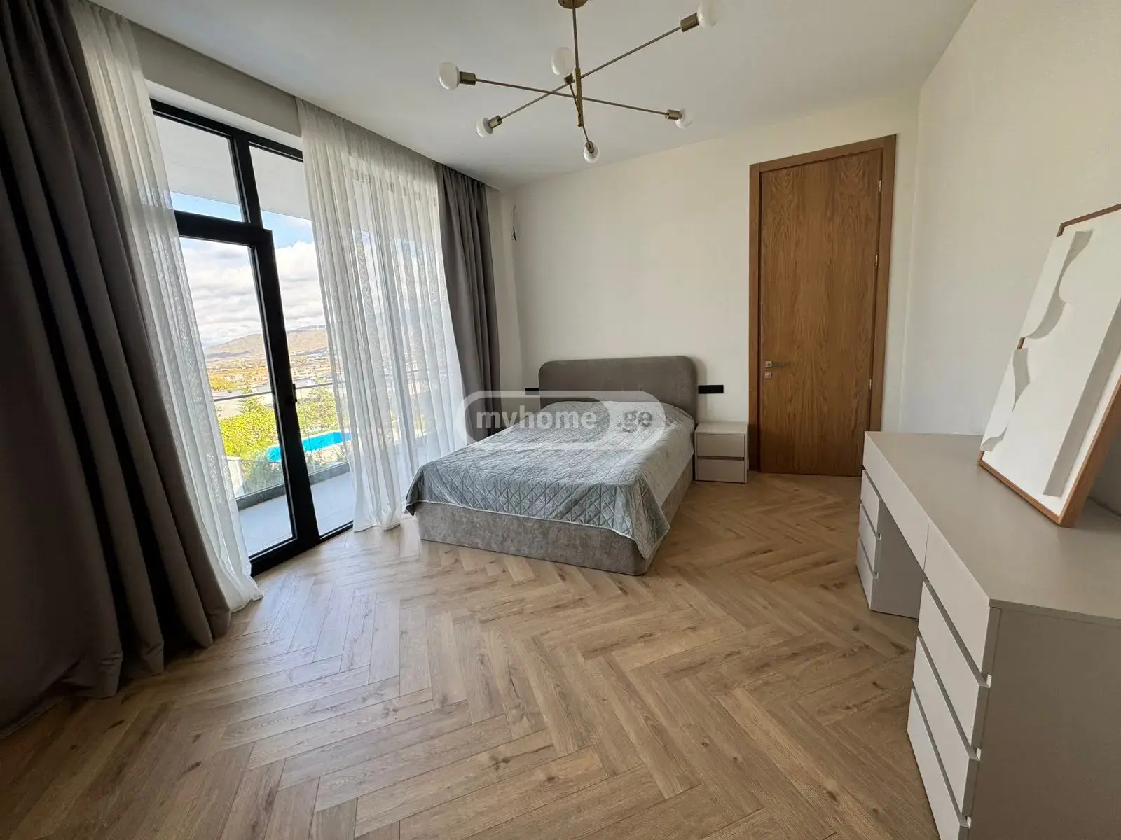 6 Room Country House For Rent In Saguramo, In Mtskheta Municipality view 13