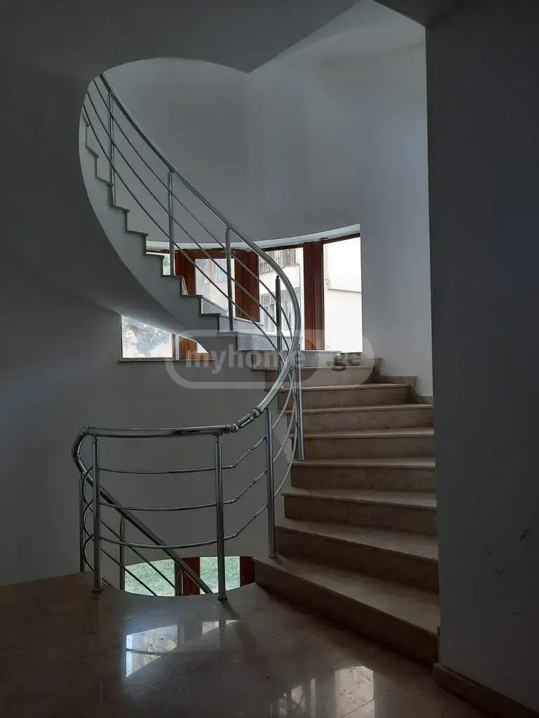 10+ Room Private House For Sale In Vake view 12