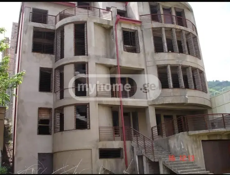 10+ Room Hotel For Sale In Vera view 4
