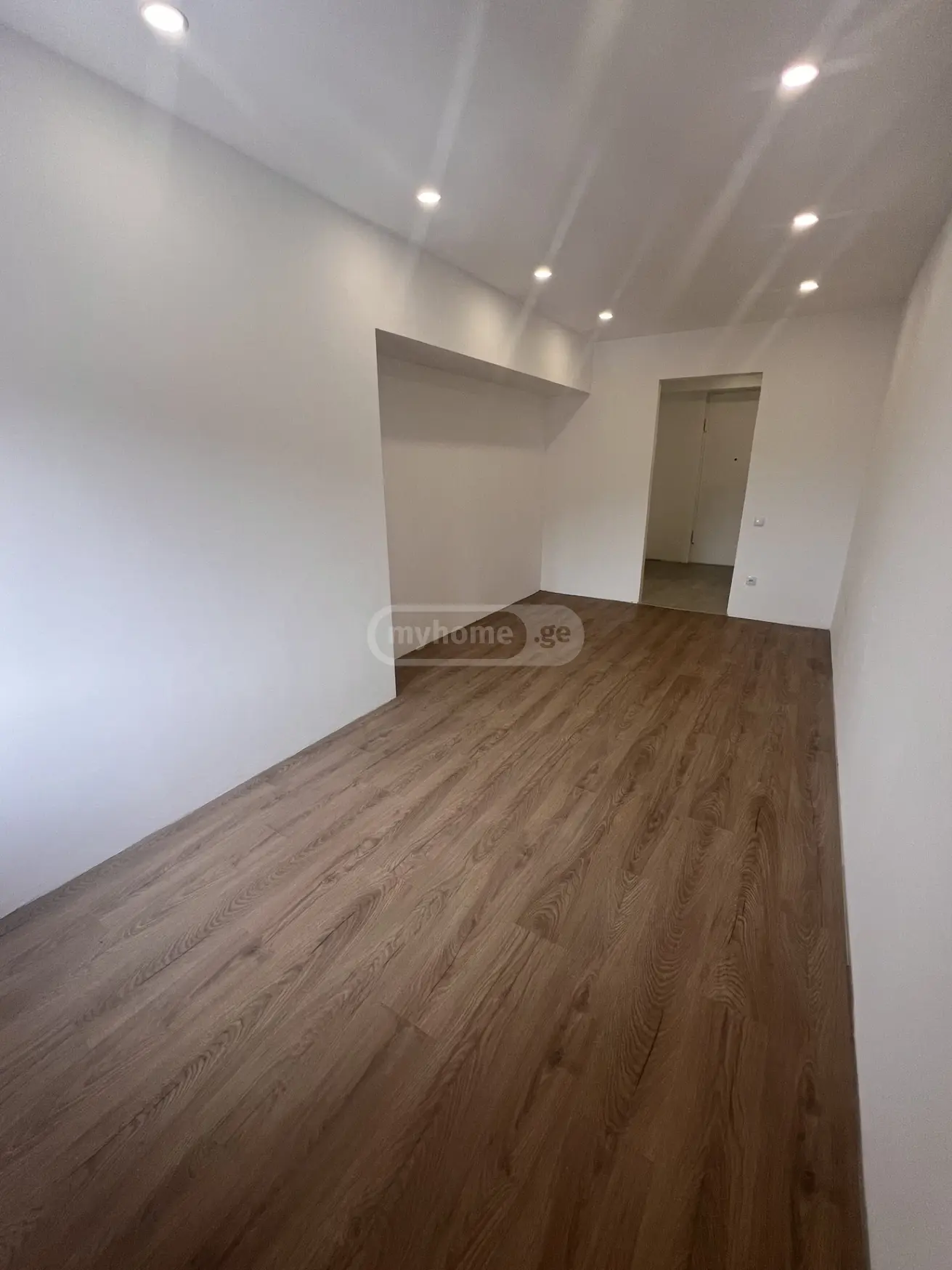 4 Room Apartment For Sale view 2