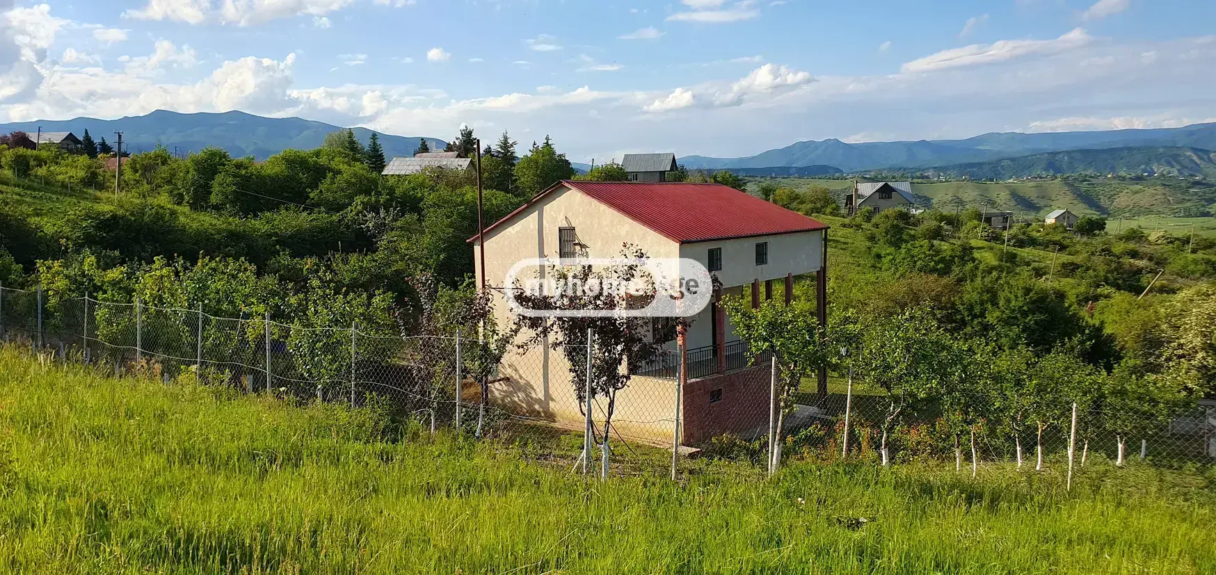 7 Room Country House For Sale view 2