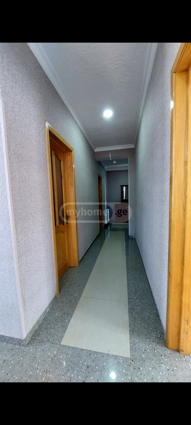3 Room Apartment For Rent In Foti view 5