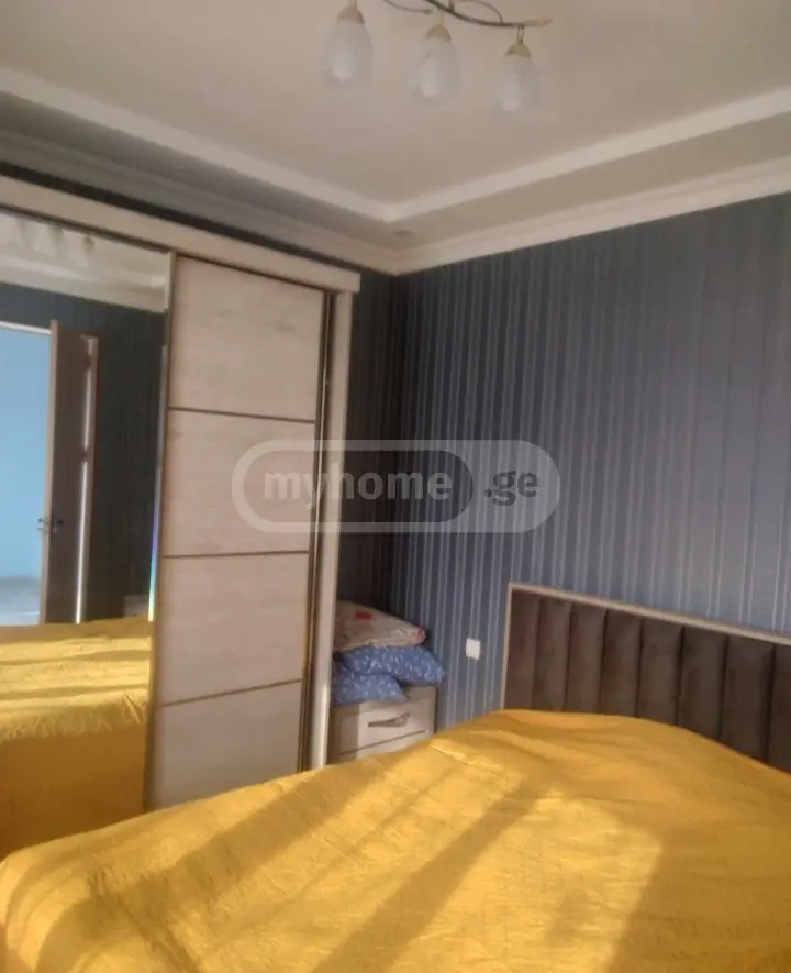 7 Room Private House For Sale view 5