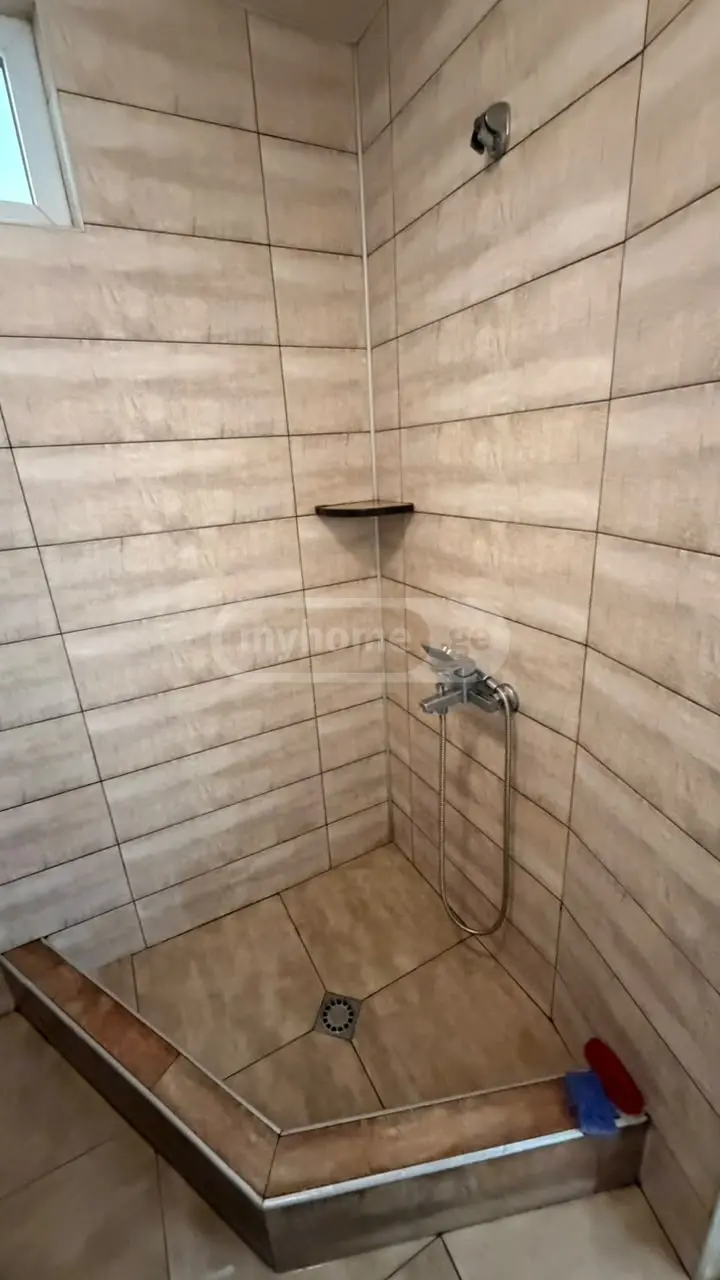 1 Room Apartment For Rent In Foti view 6