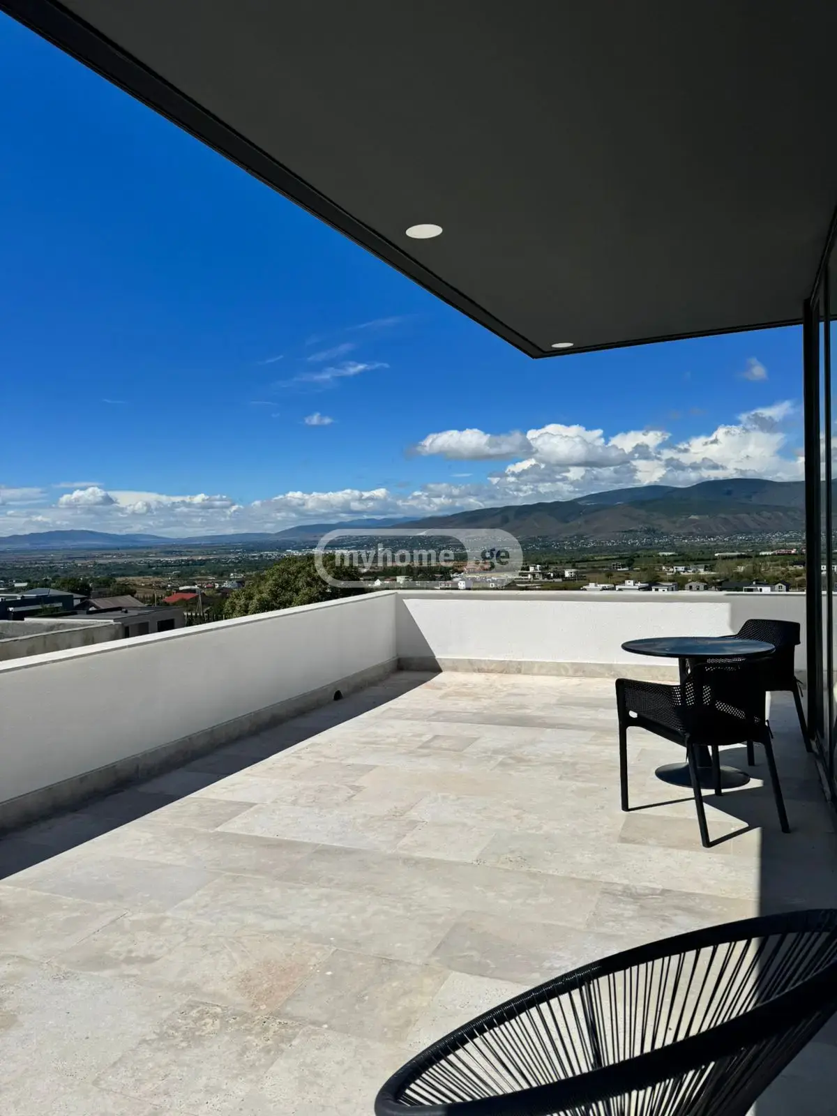 6 Room Country House For Rent In Saguramo, In Mtskheta Municipality view 3