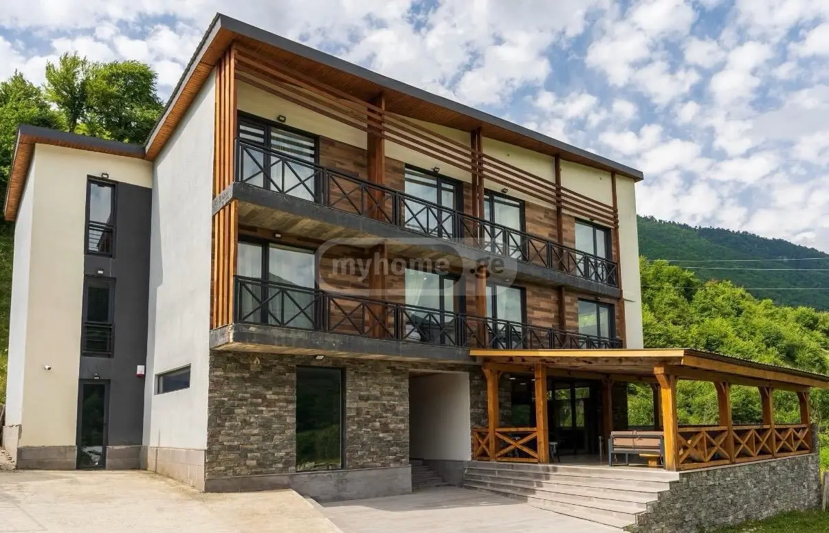 Продажа 10+ Room Hotel в In Mestia view 1