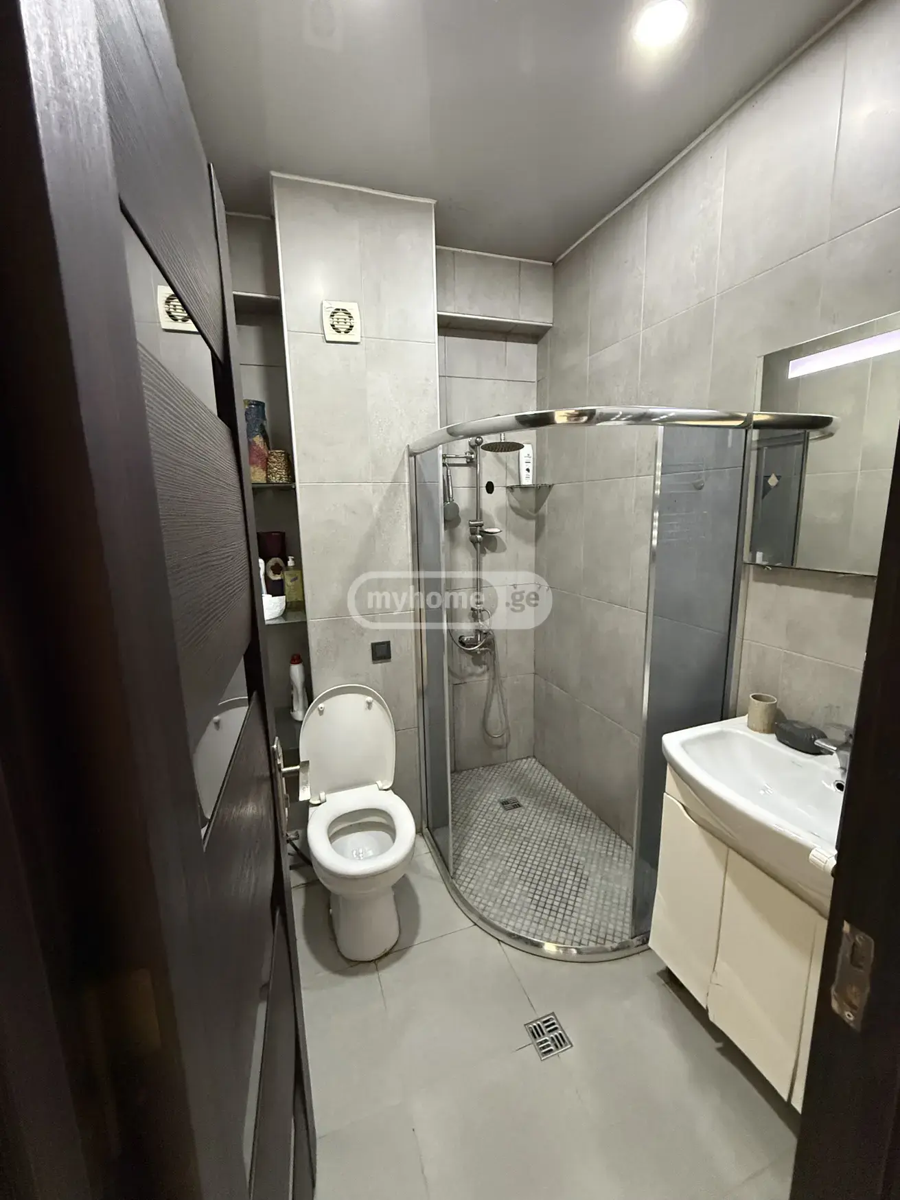 3 Room Apartment For Rent In Didube view 6