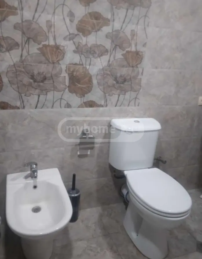 7 Room Private House For Sale view 7