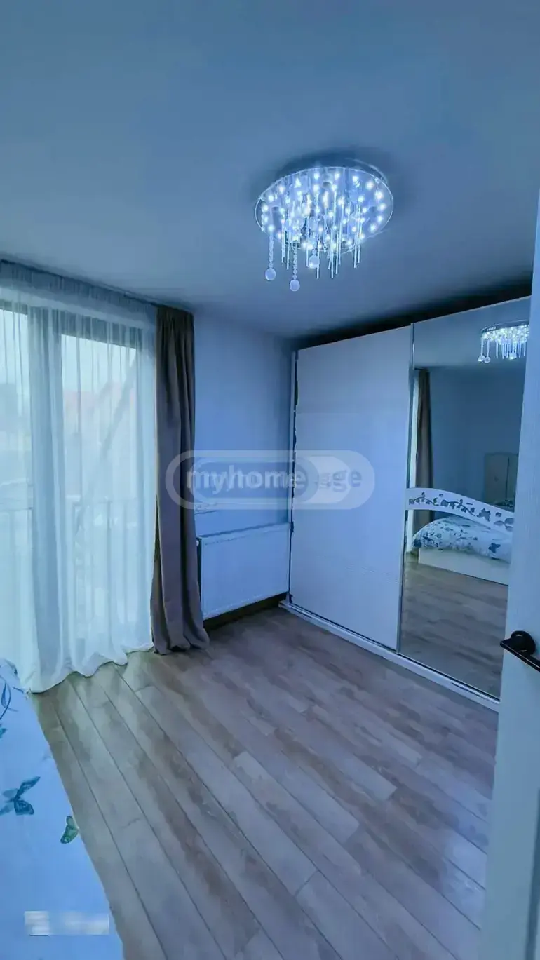 4 Room Private House For Sale view 7