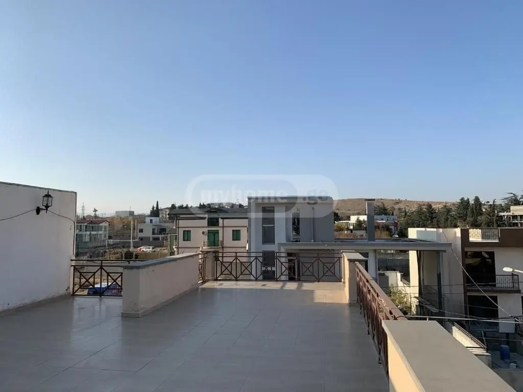 10+ Room Hotel For Rent In Nadzaladevi view 2