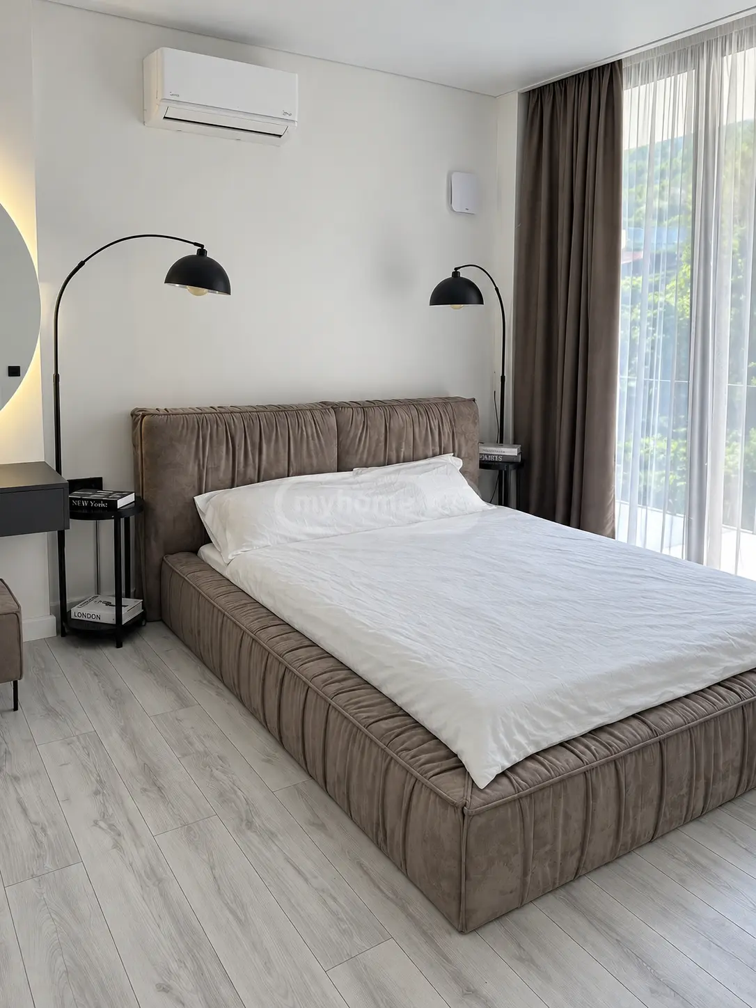 4 Room Private House For Sale view 16