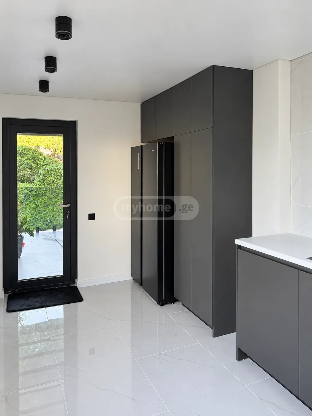 4 Room Private House For Sale view 11