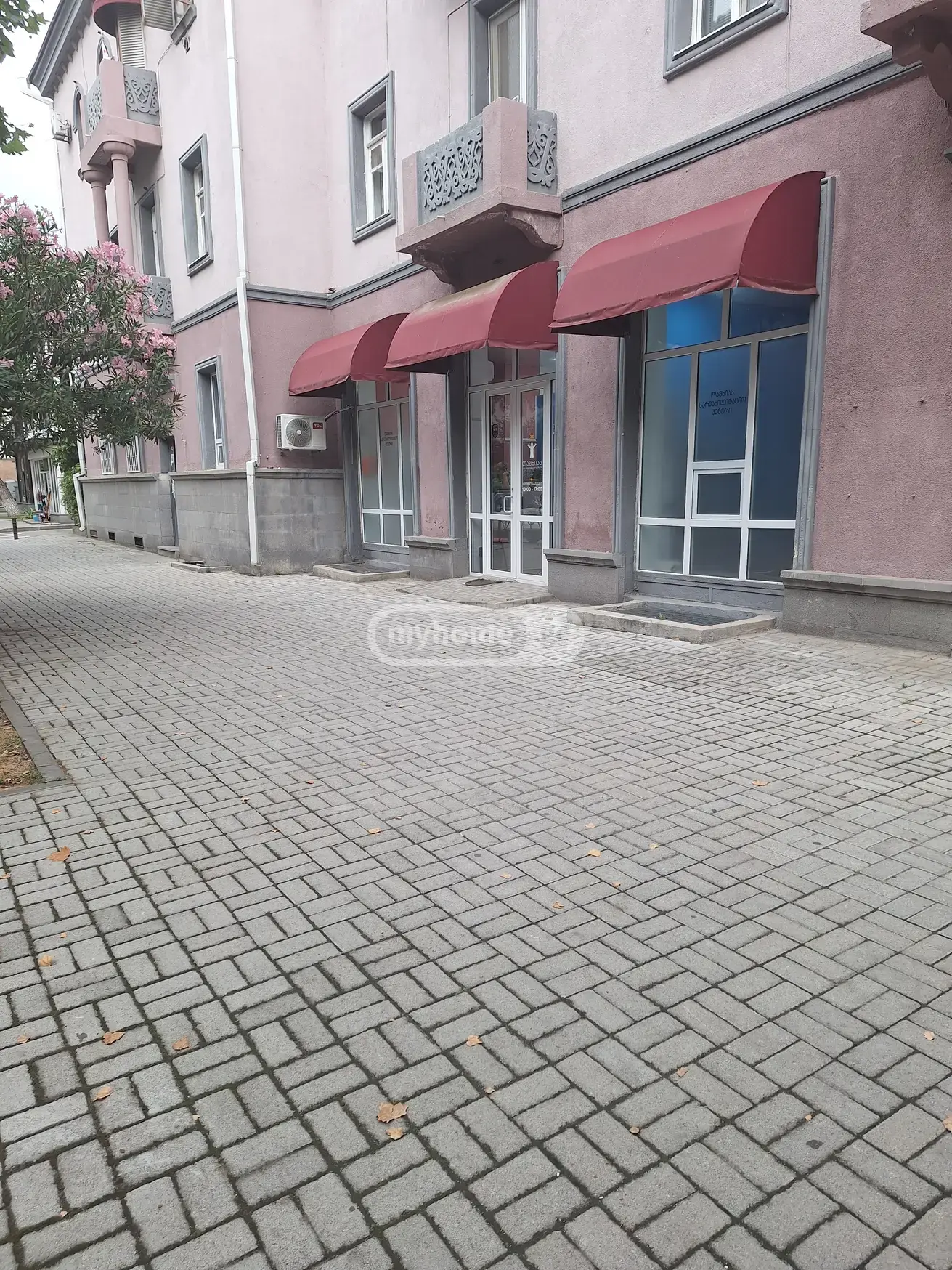 Universal Commercial Area For Sale In Rustavi view 2