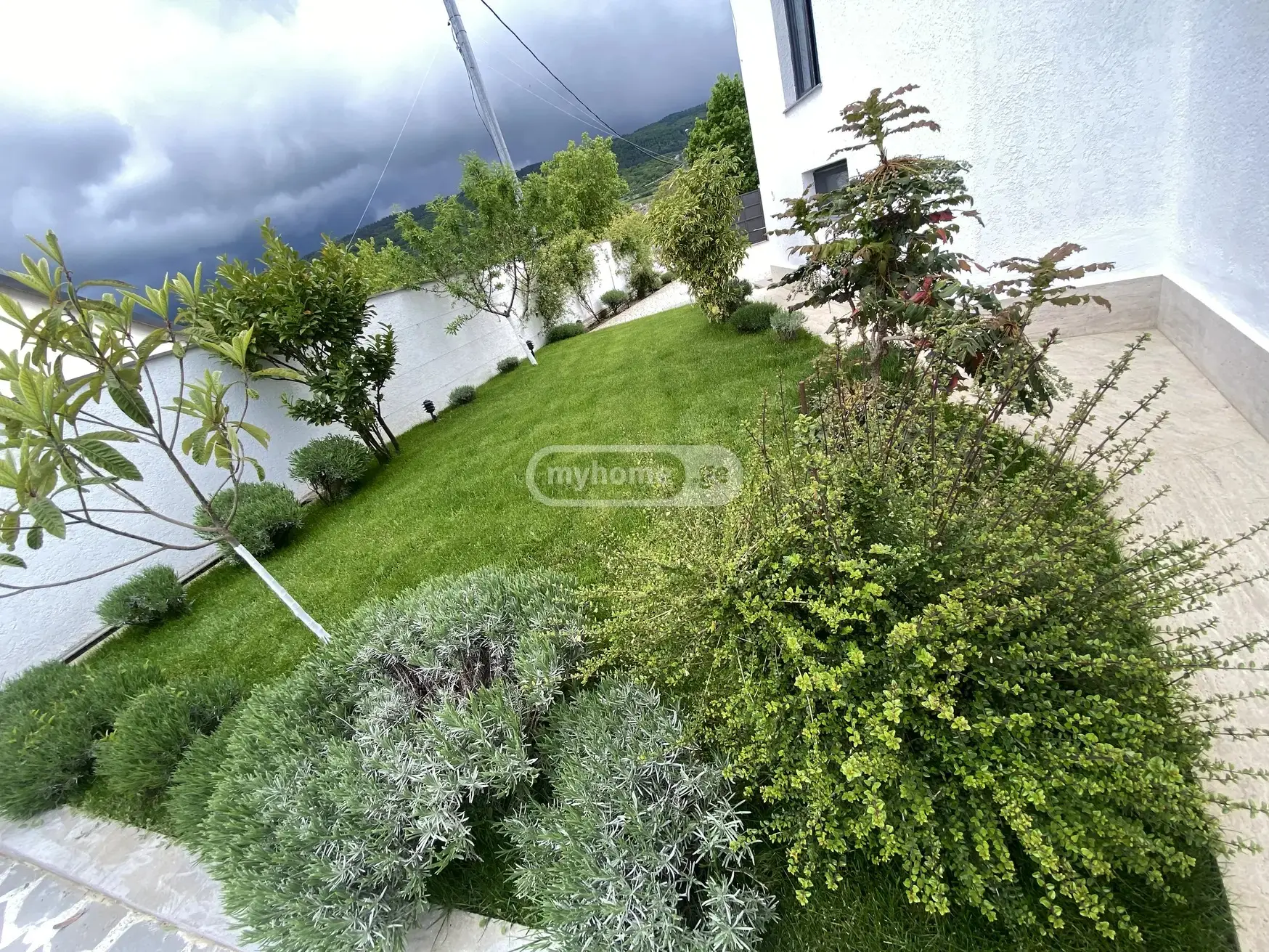 5 Room Private House For Rent In Sololaki view 9