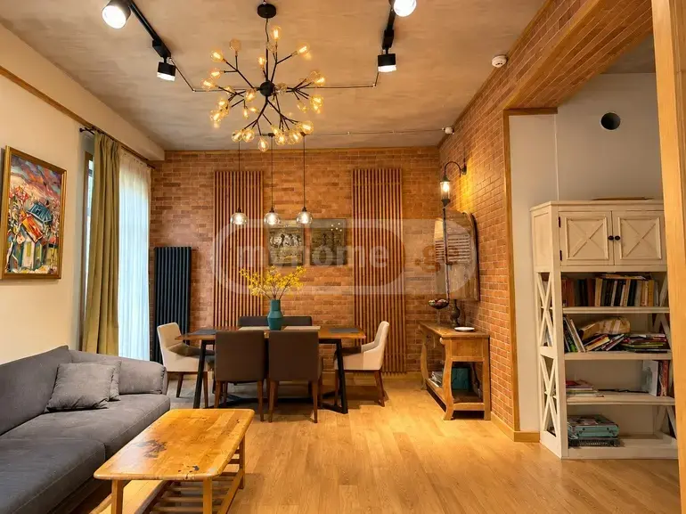 5 Room Private House For Sale view 8