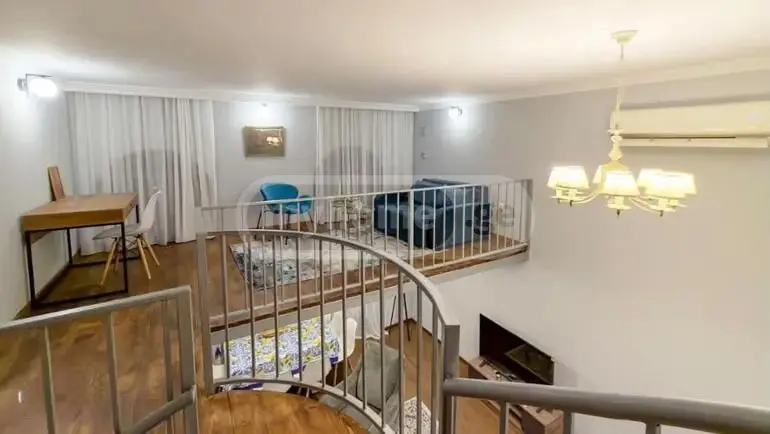 3 Room Private House For Rent In Sololaki view 11