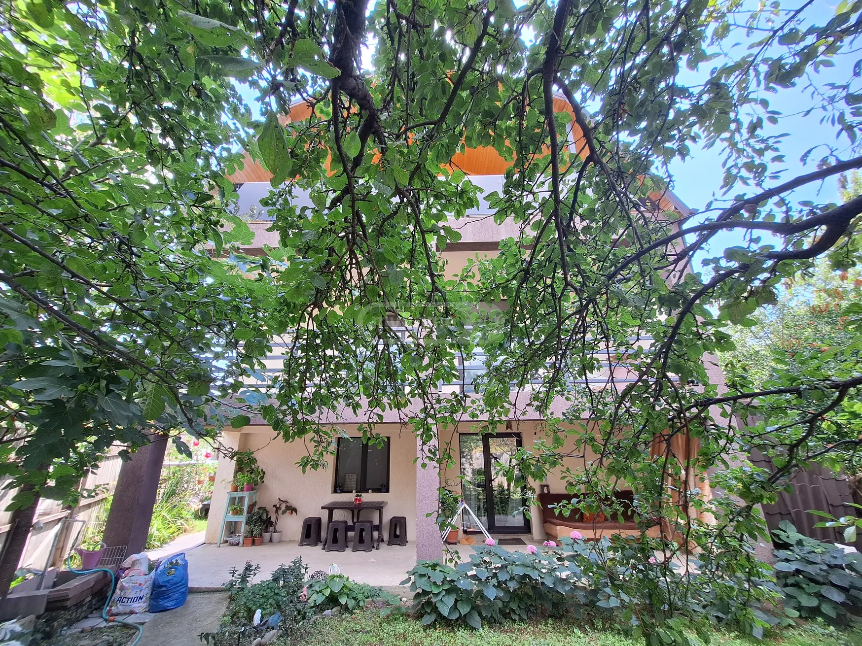 5 Room Private House For Sale view 14