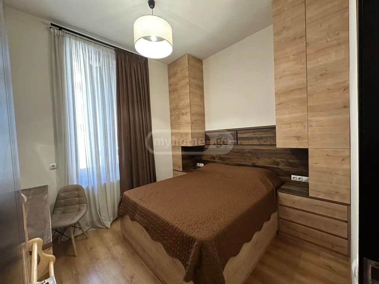2 Room Apartment For Rent In Mtatsminda view 1