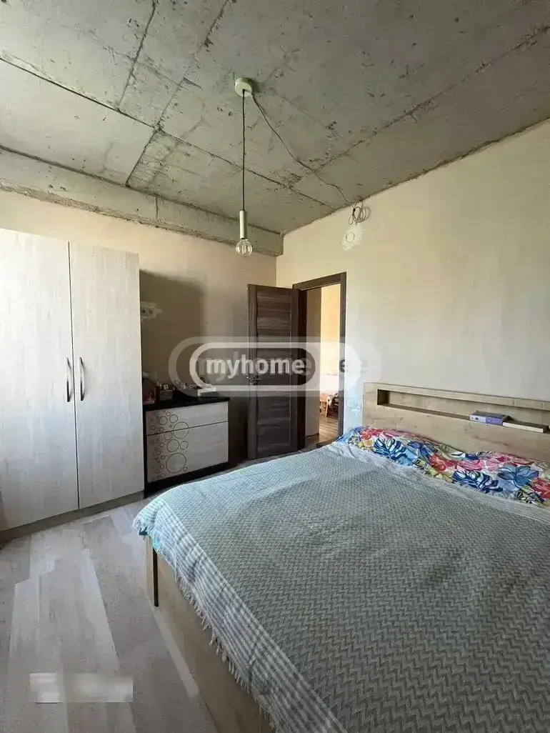 9 Room Private House For Sale view 4