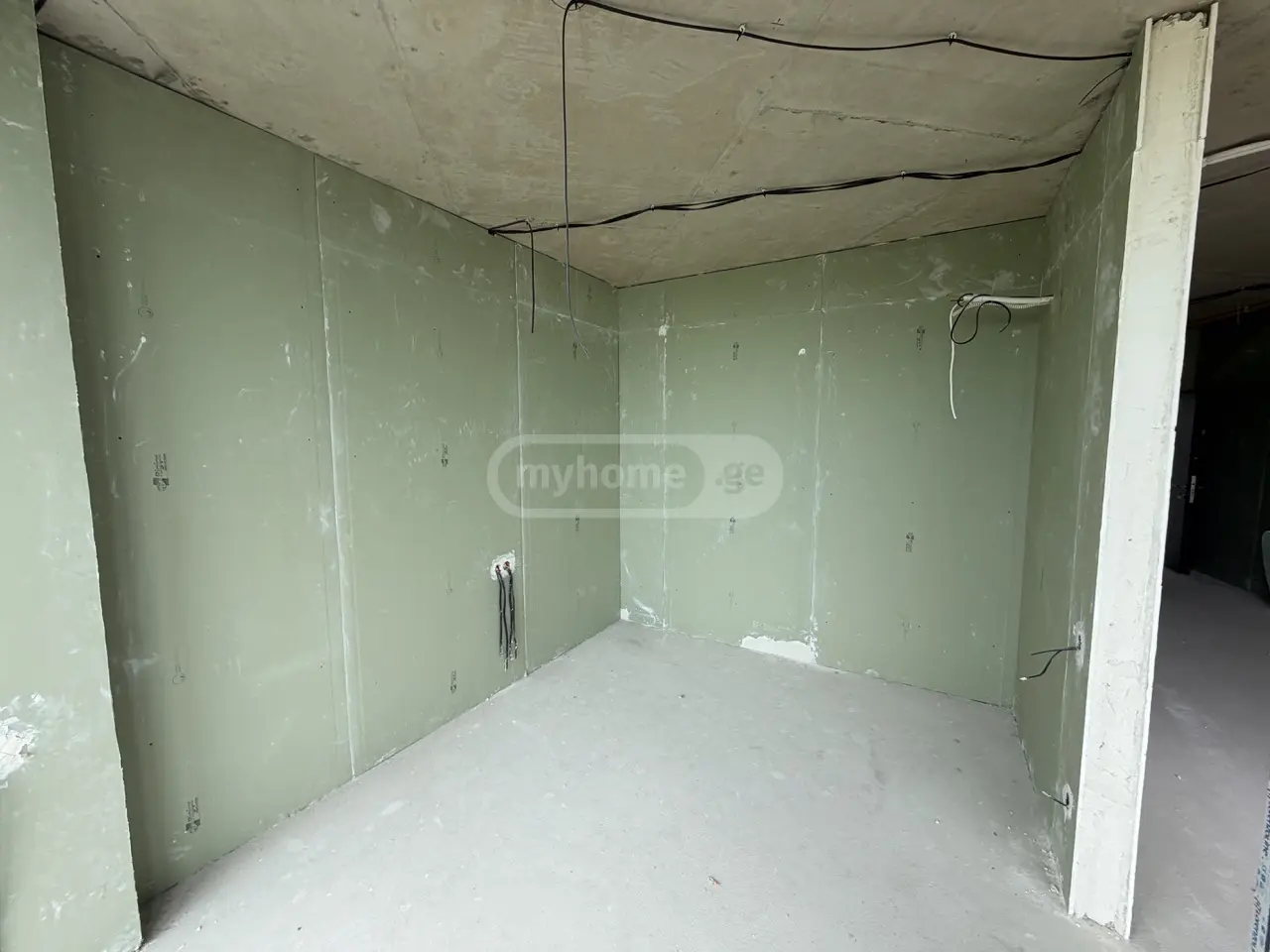 2 Room Apartment For Sale view 10